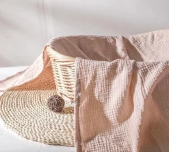 Hydrofiele Doek XL 120x120cm Zand - Luxueuze Kwaliteit - 100% Zacht Katoen - Hydrofiele Luiers - Swaddle - Inbakerdoek - Wikkeldeken- Omslagdoek Baby - Bad