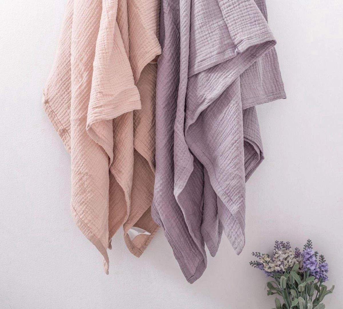 Hydrofiele Doek XL 120x120cm Zand - Luxueuze Kwaliteit - 100% Zacht Katoen - Hydrofiele Luiers - Swaddle - Inbakerdoek - Wikkeldeken- Omslagdoek Baby - Bad - Afbeelding 4