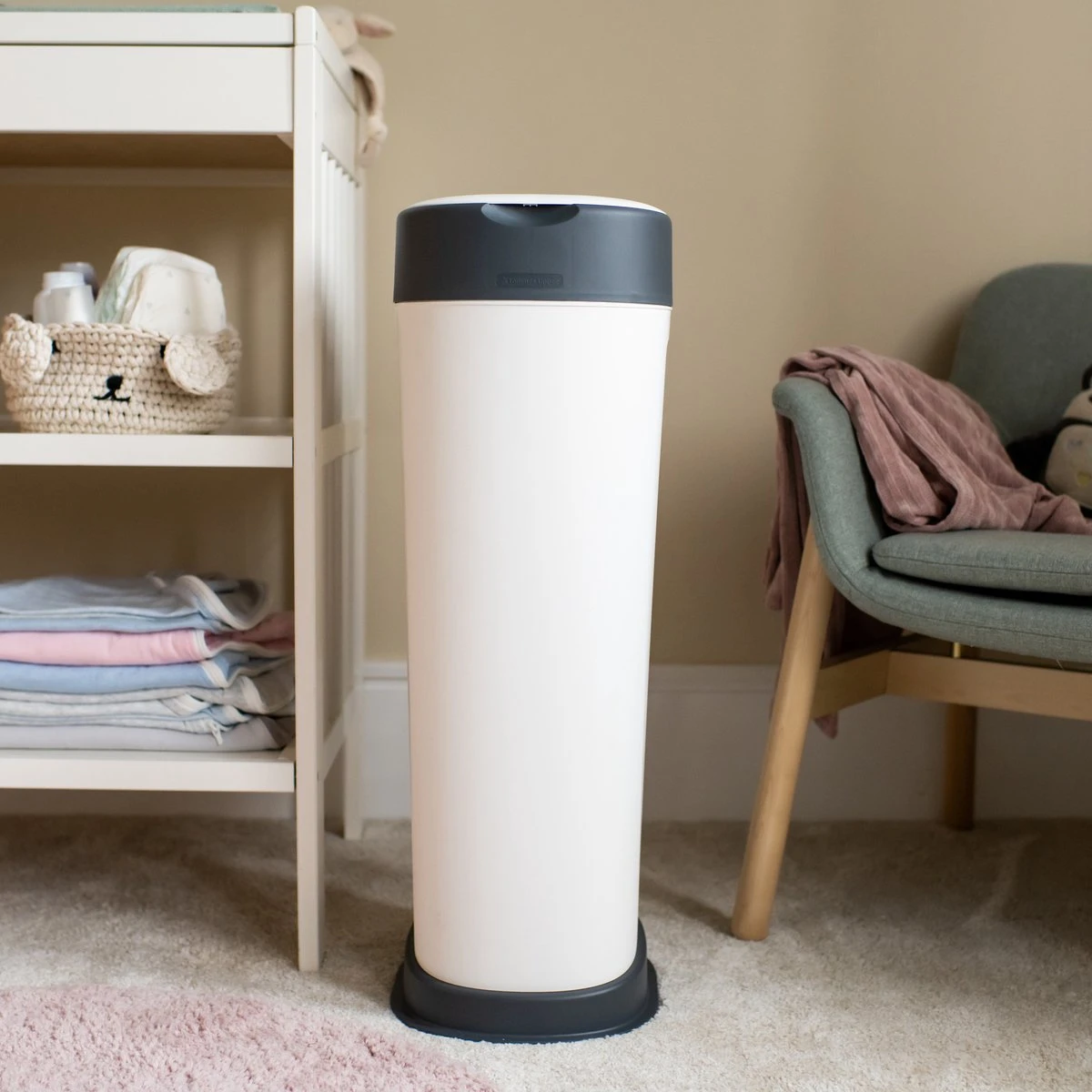 Tommee Tippee Twist & Click XL-luieremmer - Voor Maximaal 60 Luiers - Milieuvriendelijker Systeem - 1 Navulcassette - Duurzaam Geproduceerde Antibacteriële GREENFILM - Afbeelding 9