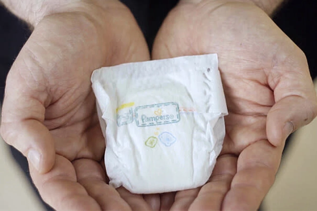 Pampers® Pampers - Premium Protection - Maat 0 - Maandbox - 144 Luiers - Premature Luiers - Afbeelding 2